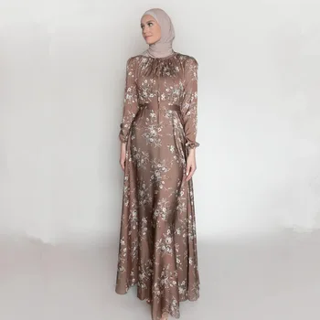 Naujas Gėlių Spausdinti Šilkiniai Musulmonų Suknelė Ilgai abayas Rūbeliai Išgalvotas Maxi Suknelė prancūzijos Stilingas Kuklumas Islamo Suknelė Su Diržo Wy610 Nuotrauka 0